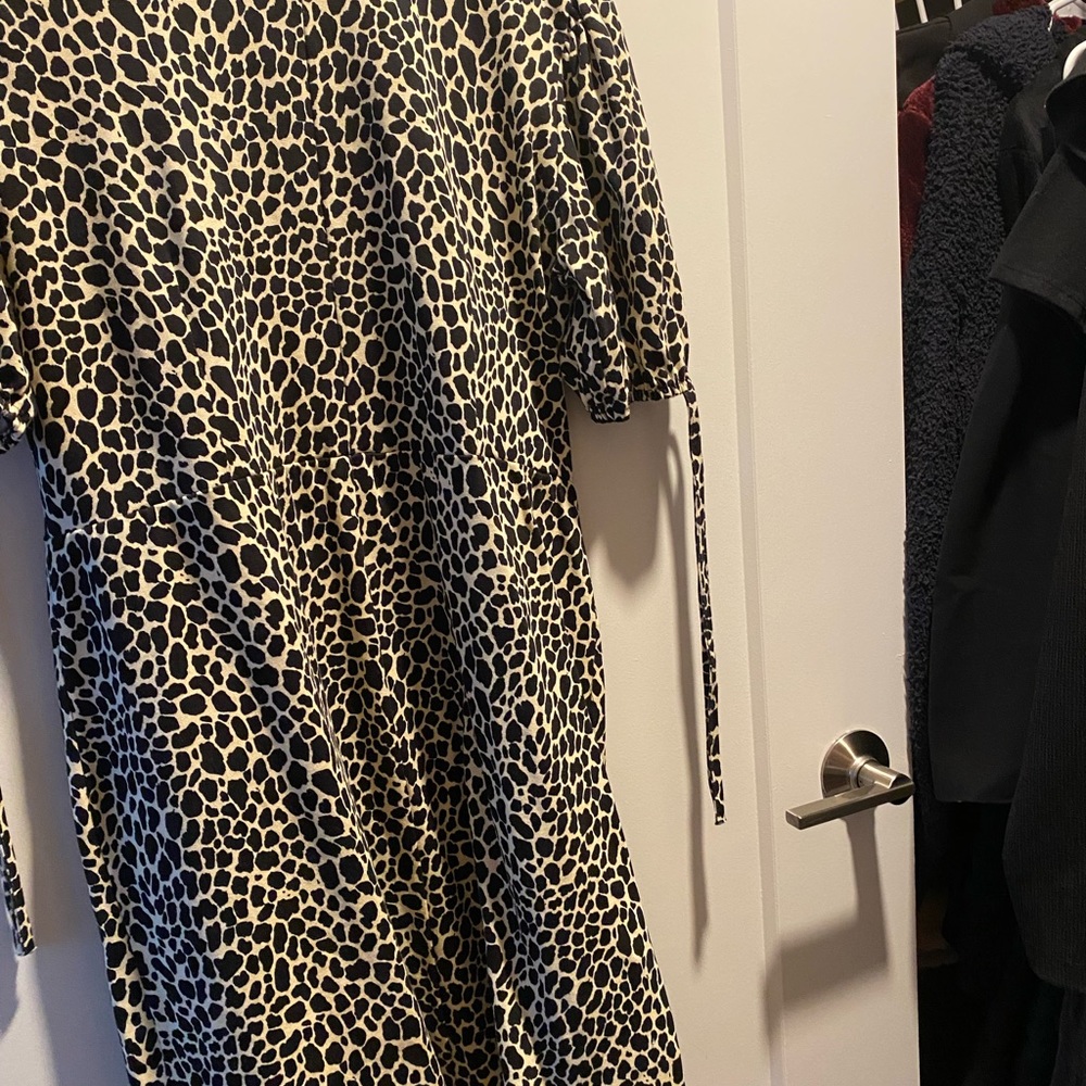 T shirt dress with puff sleeves